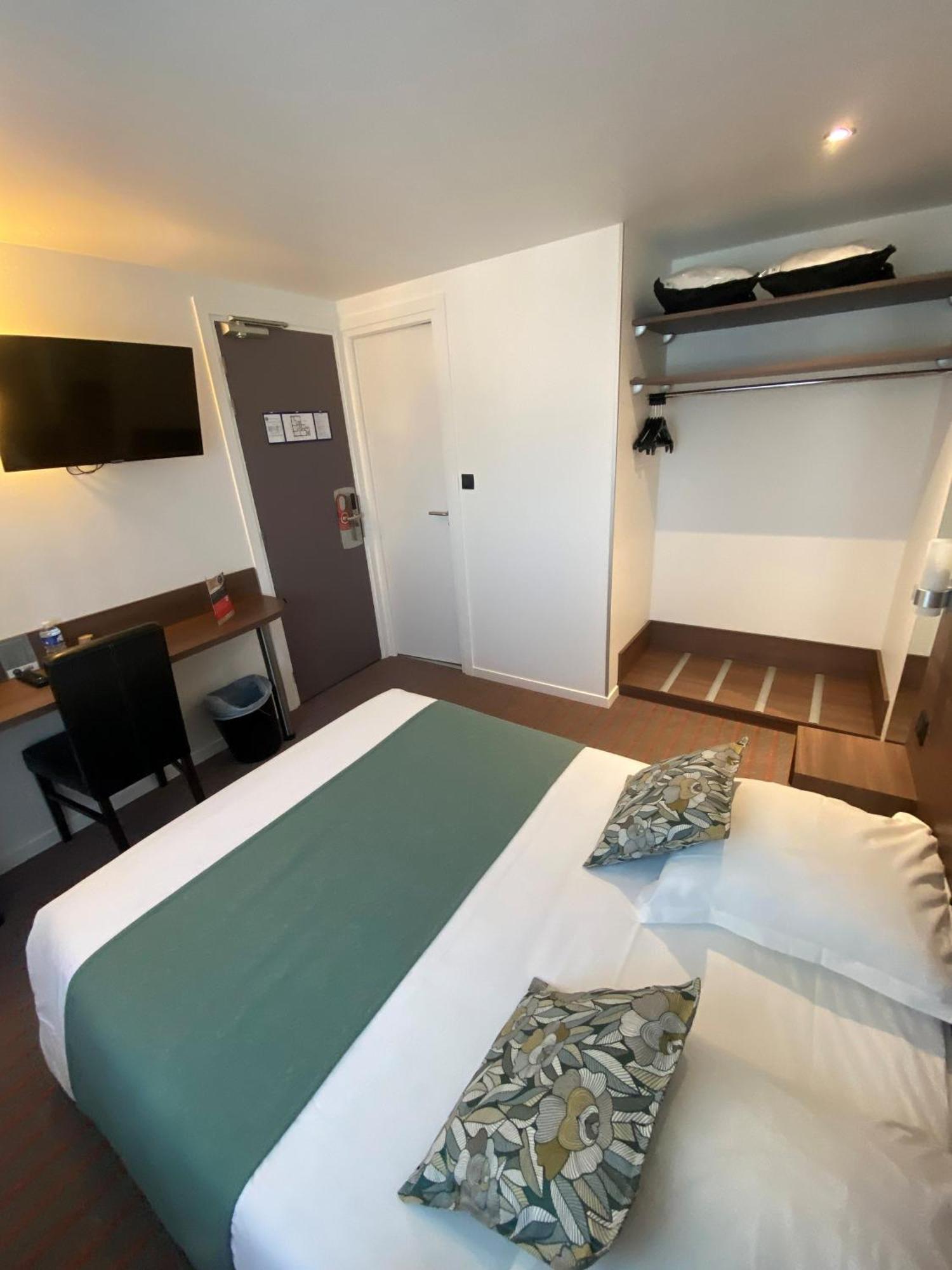 Hotel Du Louvre Cherbourg en Cotentin Kültér fotó